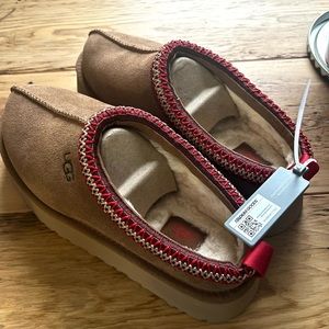 UGH TAZZ SIZE 8 NWT